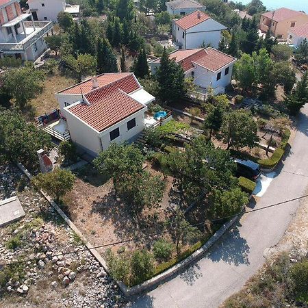 Beachfront House Nada - Happy Rentals Karlobag Exterior photo
