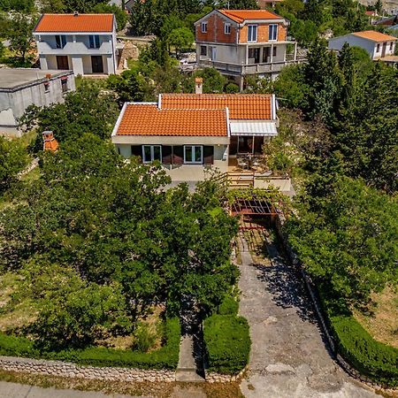 Beachfront House Nada - Happy Rentals Karlobag Exterior photo